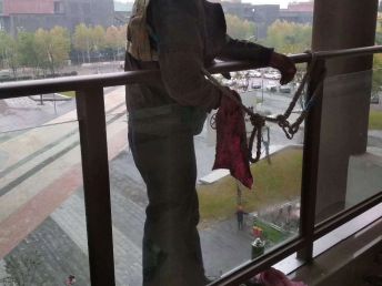 重慶渝中區保潔服務指南 物業保潔、水晶燈清洗及收費解析